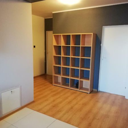 Pokoje Przy Rondzie Apartamento Częstochowa Exterior foto