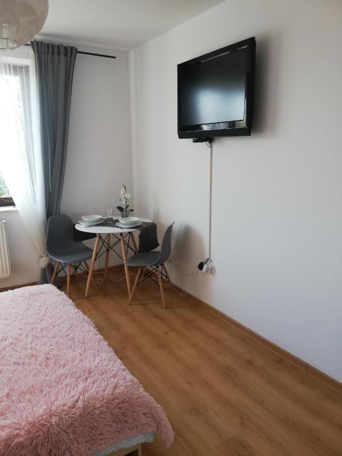 Pokoje Przy Rondzie Apartamento Częstochowa Exterior foto